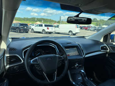 2018 Ford Edge, $15500. Photo 6