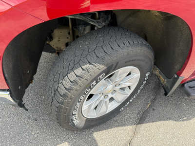 2021 Chevrolet 1500 Crew Cab, $34500. Photo 7