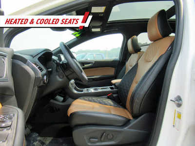 2024 Ford Edge, $33500. Photo 4