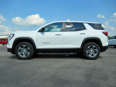 2025 GMC Terrain, $32500. Photo 2