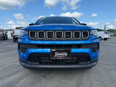 2024 Jeep Compass, $25700. Photo 10