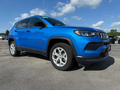 2024 Jeep Compass, $25700. Photo 11