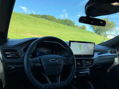 2023 Ford Escape, $24900. Photo 6