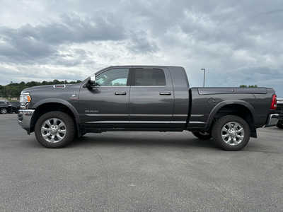 2021 RAM 1500 Crew Cab, $60500. Photo 2