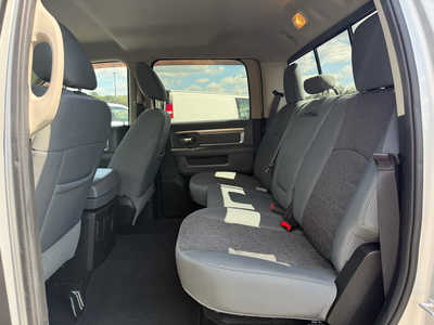 2016 RAM 1500 Crew Cab, $16900. Photo 5