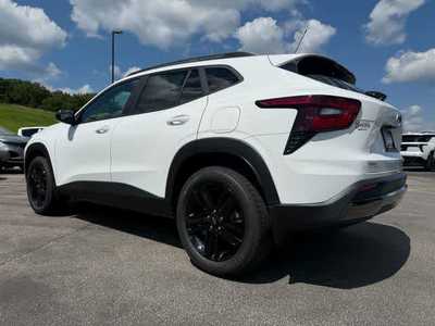 2025 Chevrolet Trax, $. Photo 3