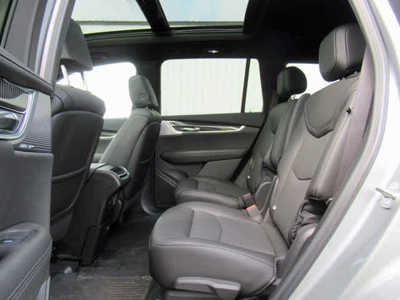 2024 Cadillac XT6, $52900. Photo 2