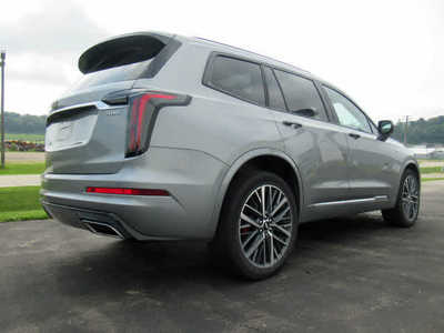 2024 Cadillac XT6, $52900. Photo 8