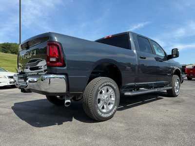 2026 RAM 2500 Crew Cab, $. Photo 12