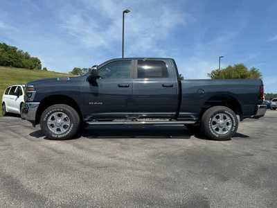 2026 RAM 2500 Crew Cab, $. Photo 2