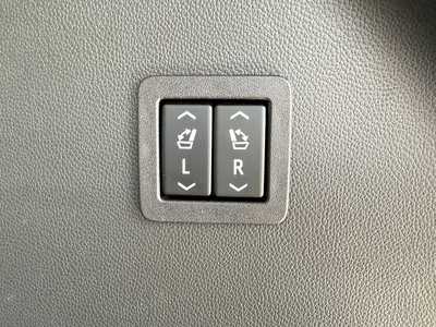 2023 Buick Enclave, $42900. Photo 11