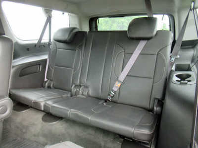 2015 Chevrolet Suburban, $19900. Photo 5