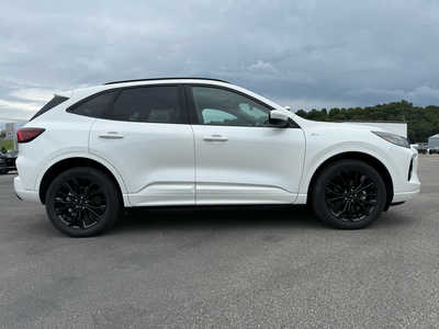 2023 Ford Escape, $31900. Photo 12