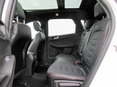 2023 Ford Escape, $31900. Photo 4