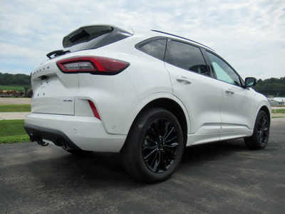 2023 Ford Escape, $31900. Photo 7
