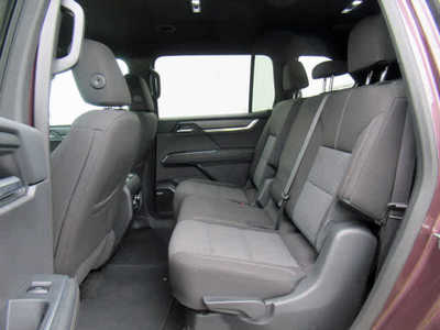 2025 GMC Acadia, $44900. Photo 4
