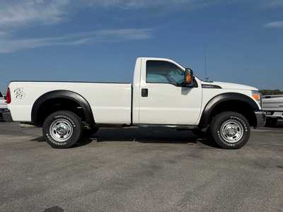 2012 Ford F250 Reg Cab, $16900. Photo 5