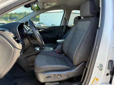2023 Chevrolet Equinox, $26500. Photo 4