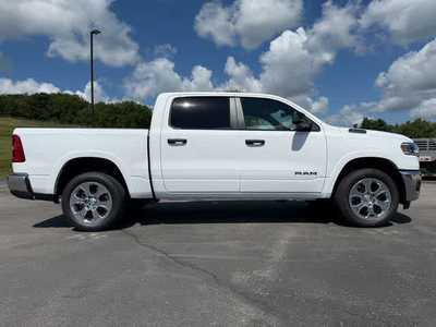 2026 RAM 1500 Crew Cab, $. Photo 11