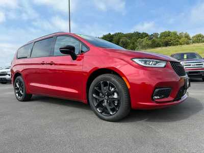 2026 Chrysler Pacifica, $. Photo 11