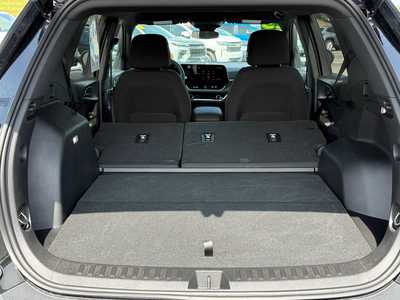 2025 Chevrolet Equinox, $32900. Photo 11