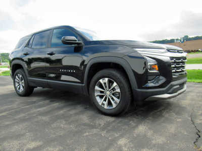 2025 Chevrolet Equinox, $32900. Photo 6