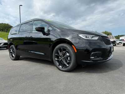 2026 Chrysler Pacifica, $. Photo 11