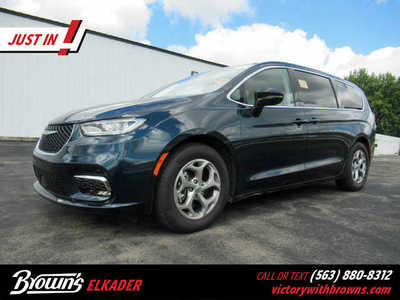 2024 Chrysler Pacifica, $43900. Photo 1