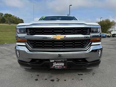 2019 Chevrolet 1500 Ext Cab, $22500. Photo 2
