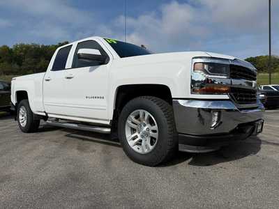 2019 Chevrolet 1500 Ext Cab, $22500. Photo 4
