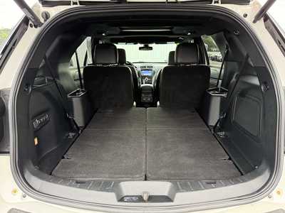 2019 Ford Explorer, $20700. Photo 12
