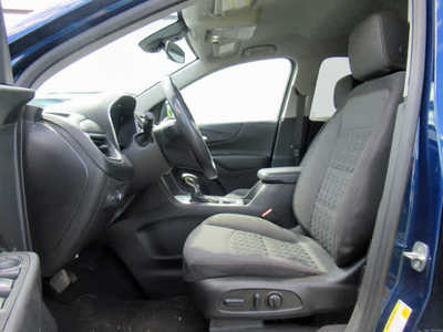 2022 Chevrolet Equinox, $21900. Photo 3