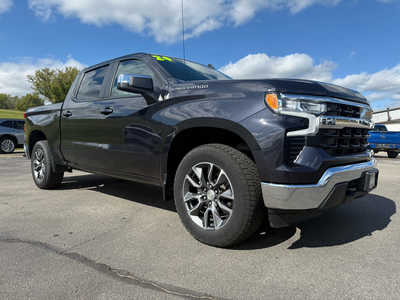 2024 Chevrolet 1500 Crew Cab, $40900. Photo 11