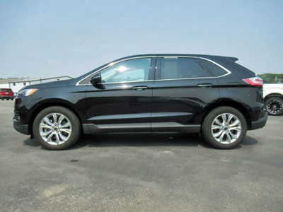 2024 Ford Edge, $30800. Photo 2