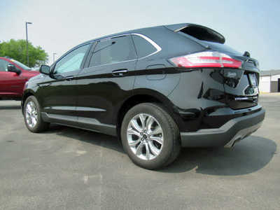 2024 Ford Edge, $30800. Photo 3