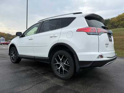 2018 Toyota RAV4, $20600. Photo 5