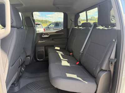 2026 Chevrolet 1500 Crew Cab, $. Photo 5