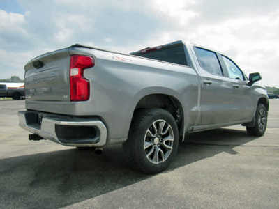 2023 Chevrolet 1500 Crew Cab, $38900. Photo 7