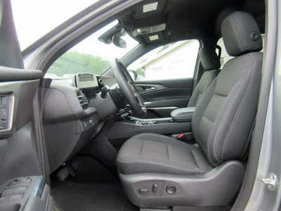 2025 Chevrolet Traverse, $42900. Photo 3