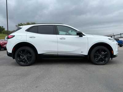 2025 Buick Envision, $. Photo 11
