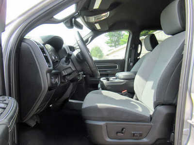 2024 RAM 2500 Crew Cab, $44900. Photo 3