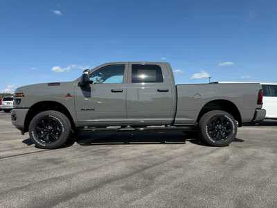2026 RAM 3500 Crew Cab, $. Photo 8