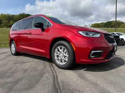 2026 Chrysler Pacifica, $. Photo 4