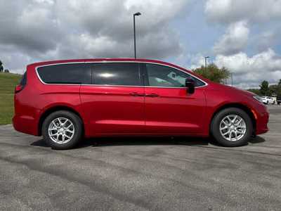 2026 Chrysler Pacifica, $. Photo 5
