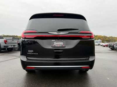2026 Chrysler Pacifica, $. Photo 7