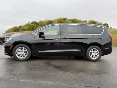 2026 Chrysler Pacifica, $. Photo 9