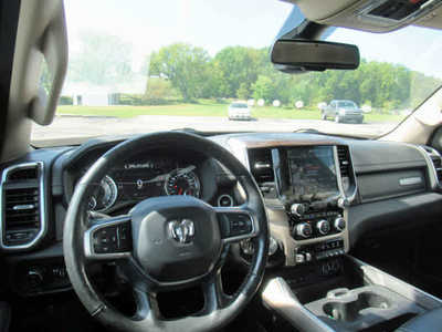 2019 RAM 1500 Crew Cab, $30900. Photo 5