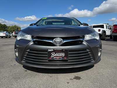 2015 Toyota Camry, $13900. Photo 2