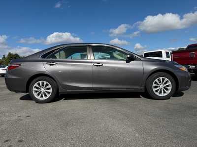 2015 Toyota Camry, $13900. Photo 5