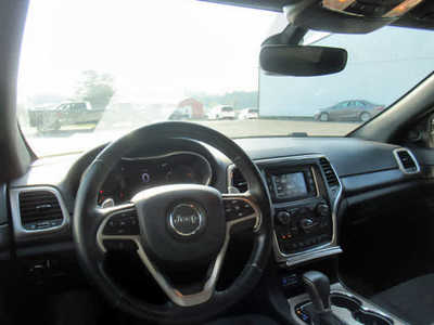 2017 Jeep Grand Cherokee, $17900. Photo 5